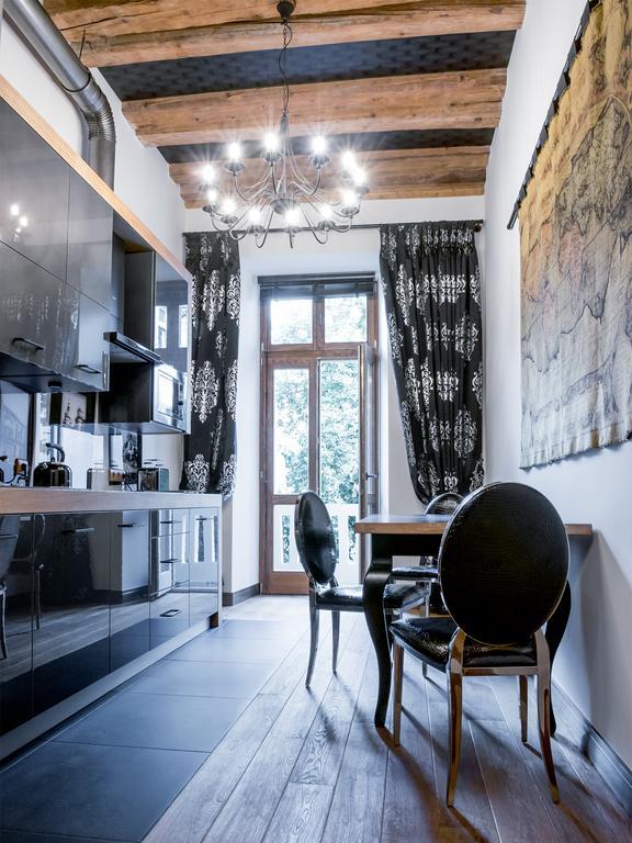 Leonardo 2 Appartement Krakau Buitenkant foto