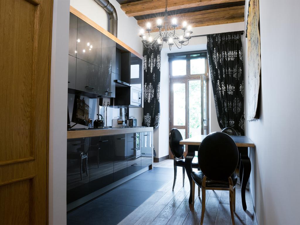 Leonardo 2 Appartement Krakau Buitenkant foto